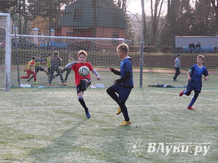 В Великих Луках завершился Чемпионат по Дворовому футболу (ФОТО)