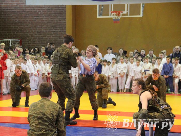 В Великих Луках прошли соревнования, посвященные памяти героев 6-й роты (ФОТО)