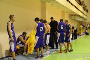 В Великих Луках проходят игры Чемпионата АСБ (фото)