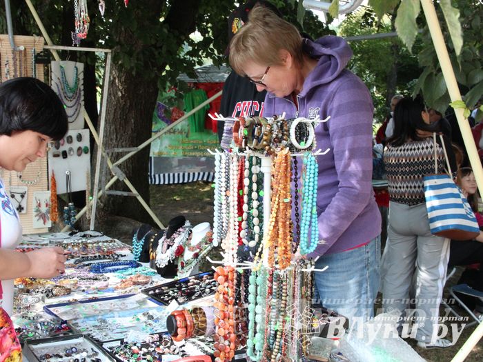 Ярмарка ремесленников в День города