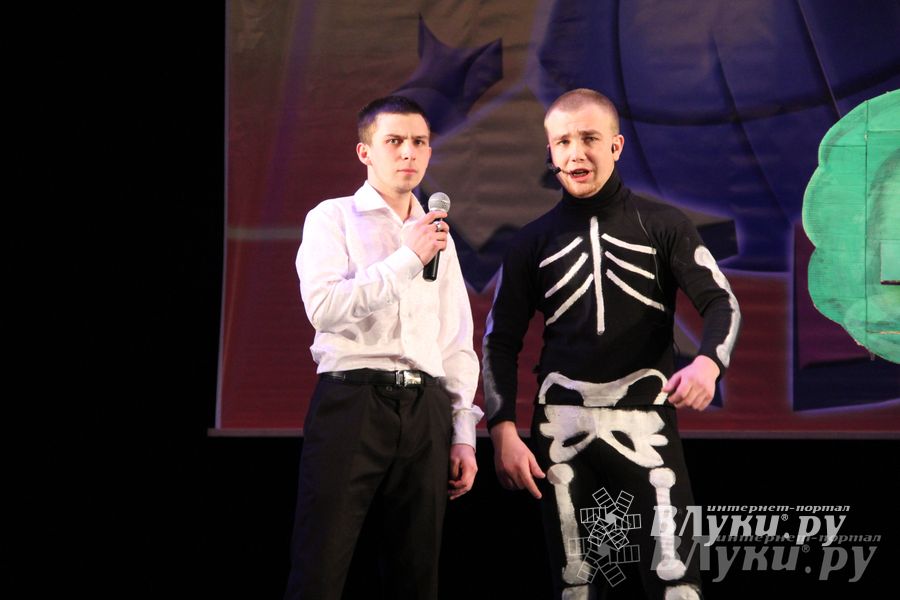 Великолукские КВНщики совершили «путешествие во времени» (фото)