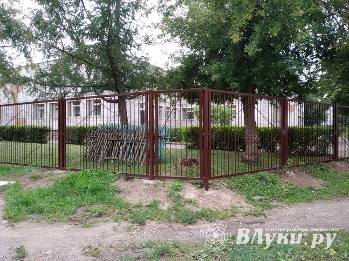 В детском саде № 1 появился новый забор (ФОТО)
