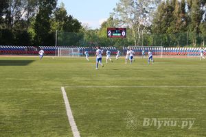 В Великих Луках состоялся матч Первенства СЗФО по футболу между командами «Луки-Энергия» и «Химик»