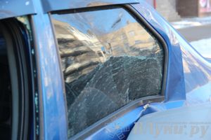 В Великих Луках столкнулись три автомобиля (ФОТО)