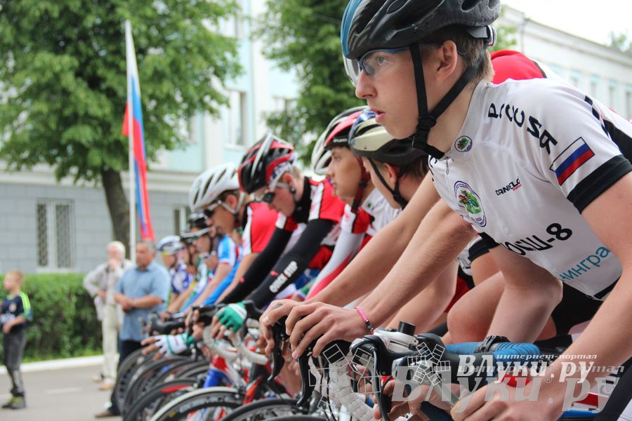 Гонка-критериум по велосипедному спорту