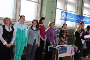 В Великих Луках стартовали спортивные соревнования среди дошколят «Юные олимпионики»