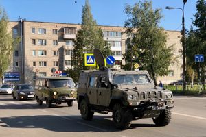 Фотофакт: на улицах города военная техника