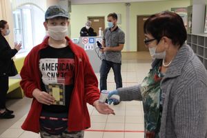 Великолукские школы готовы к атаке COVID-19