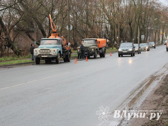 На пр. Гагарина временно затруднено движение (ФОТО)