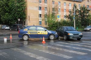 В Великих Луках, на проспекте Октябрьском, произошло ДТП (ФОТО)