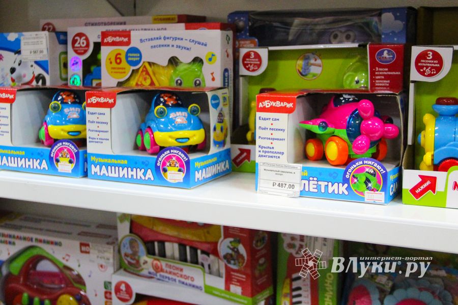 Великолучанам дают возможность расширить границы детства (ФОТО)