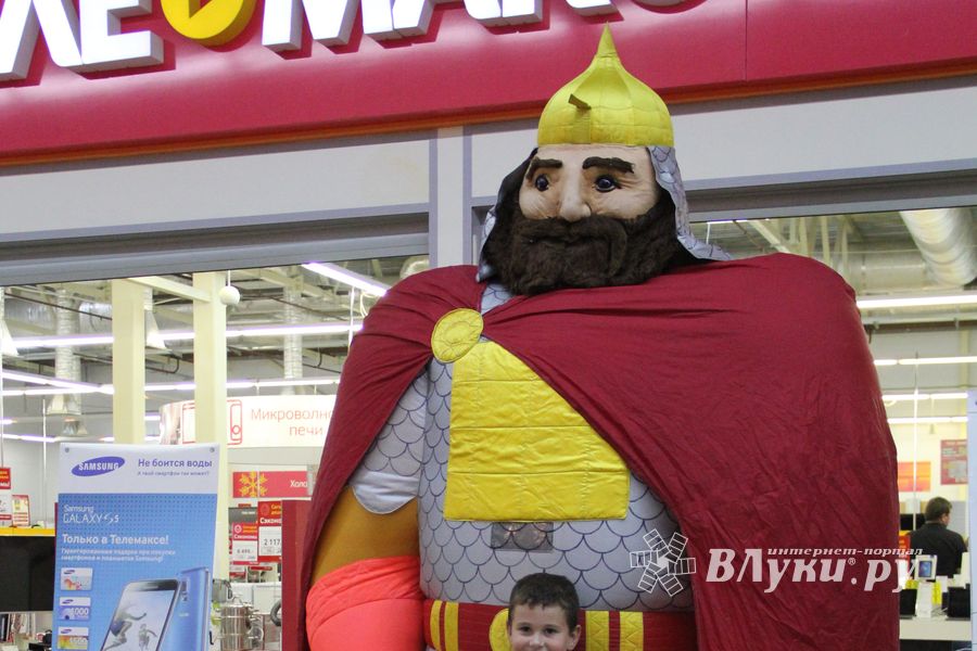 Торговый центр «Апельсин» отметил День рождения