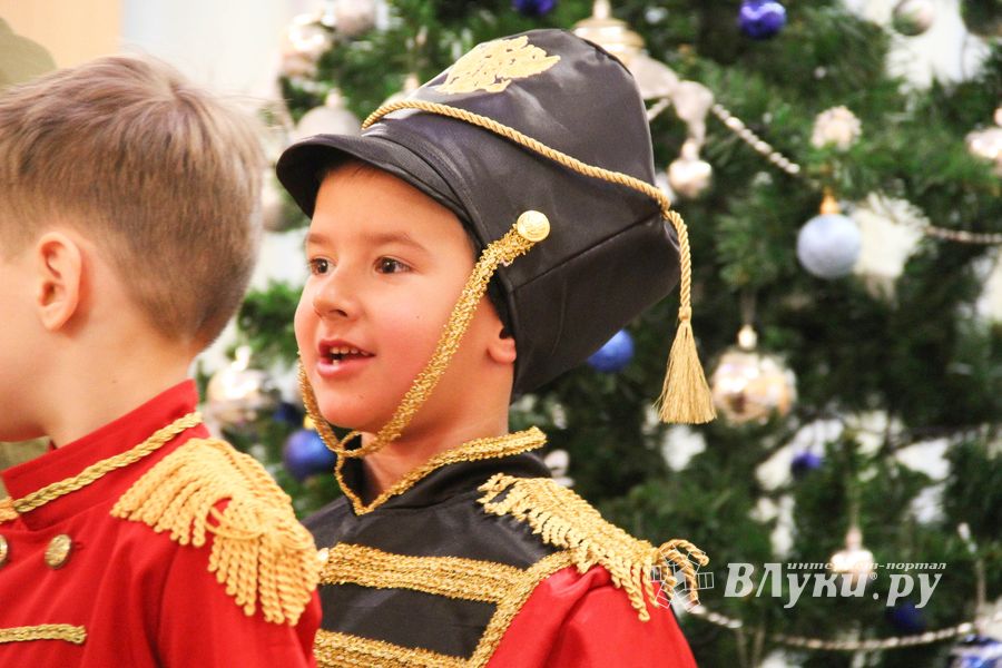 новый год в саду