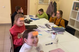 Языковой центр «ICE PEAK» приглашает великолучан