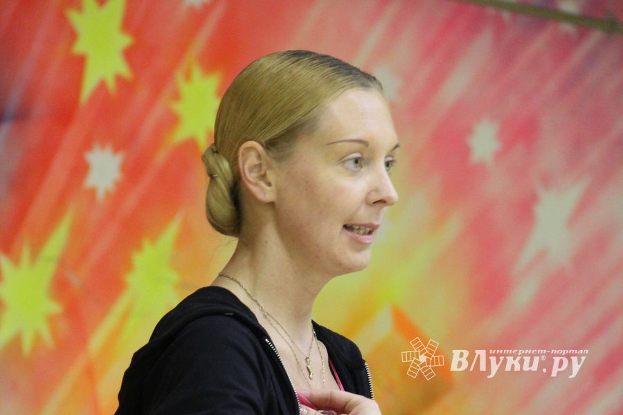 В великих Луках выступил московский коллектив фламенко