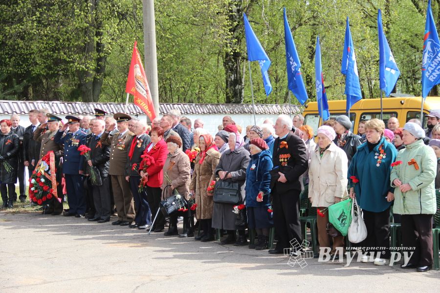Великолучане почтили память героев Великой Отечественной (ФОТО)