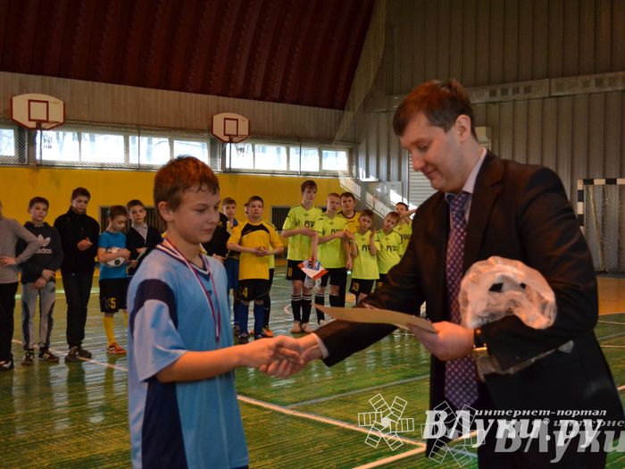 XII Традиционный Международный открытый турнир по мини-футболу среди юношей 2001-2002 г. р.