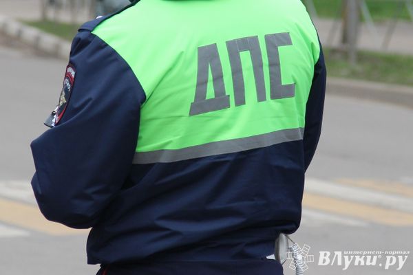 За неделю в Псковской области в ДТП пострадали 13 человек