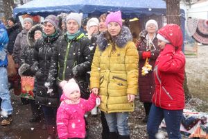 В Великих Луках сожгли Масленицу (фото)