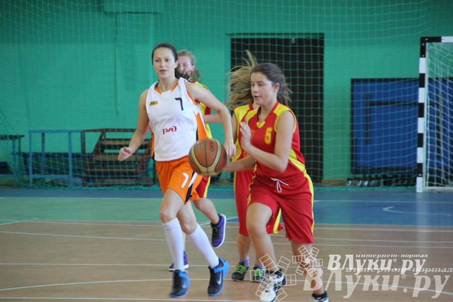 Кубок г. Великие Луки 2014 по баскетболу (фото)