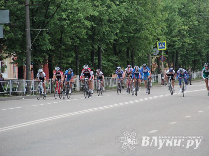 Гонка-критериум по велосипедному спорту