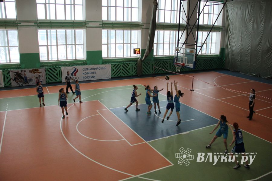 В Великих Луках прошли игры АСБ высшего дивизиона «Северо-Запад» среди женских команд