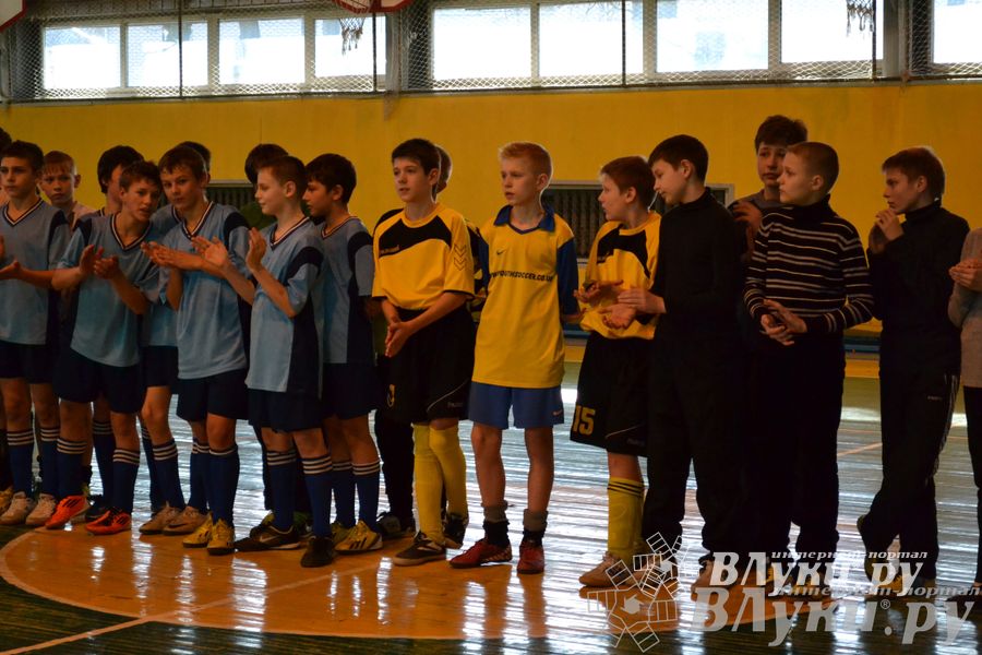 XII Традиционный Международный открытый турнир по мини-футболу среди юношей 2001-2002 г. р.