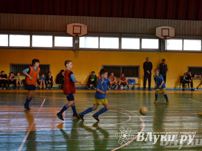 XII Традиционный Международный открытый турнир по мини-футболу среди юношей 2001-2002 г. р.