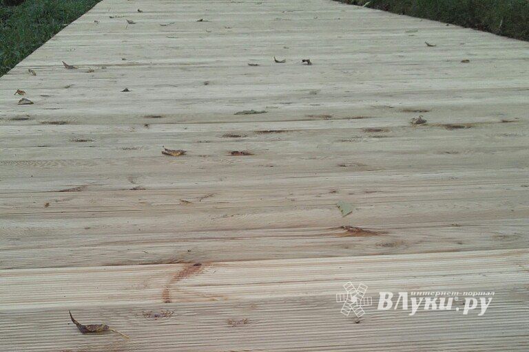 Долгожданные дорожки появились в Великолукской крепости (ФОТО)