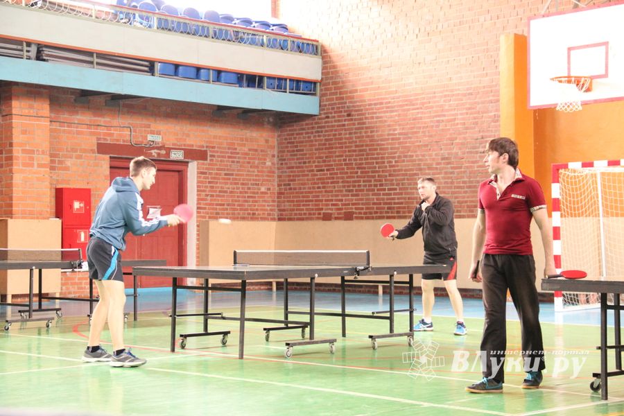 В Великих Луках прошел Кубок города по настольному теннису