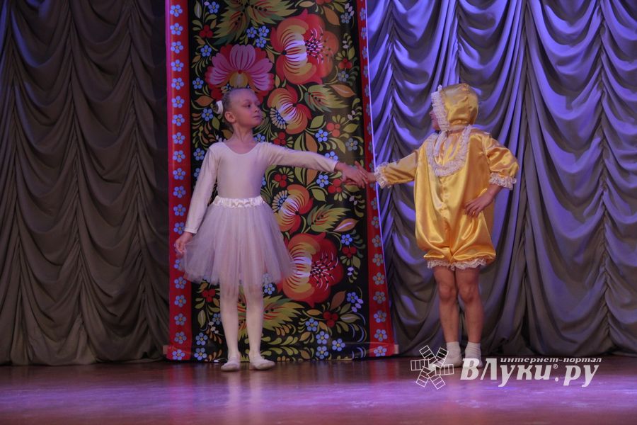 «Великолукская Веснянка»: детские сады 