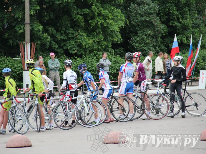 Гонка-критериум по велосипедному спорту