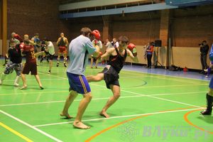 В Великих Луках прошел мастер-класс по кикбоксингу (фото)