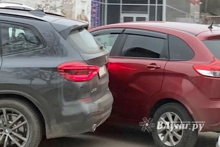 ДТП на улице Льва Толстого (ФОТО)