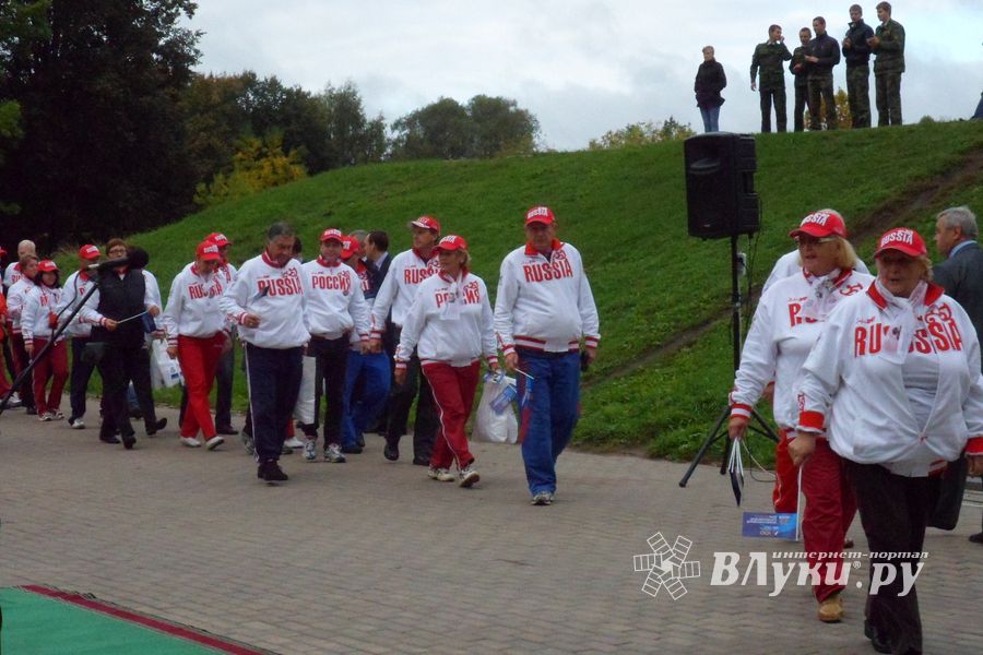 Великие Луки встретили олимпийских чемпионов (ФОТО)