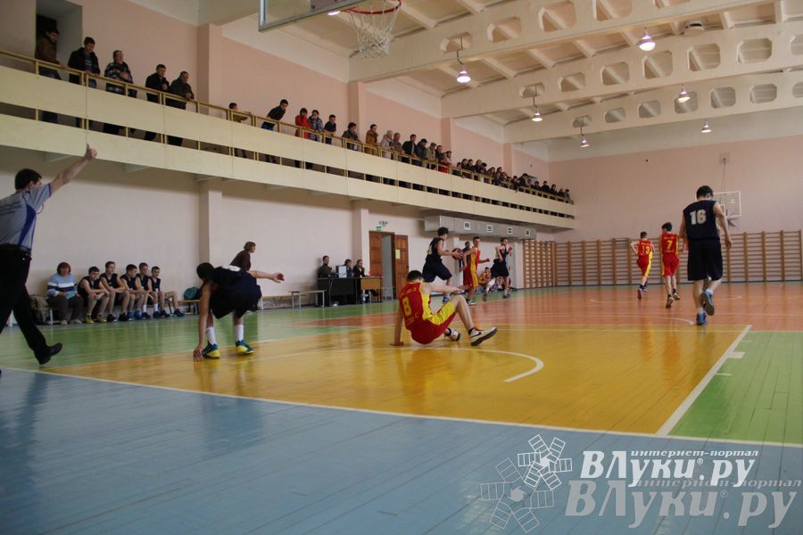 В Великих Луках прошли финальные соревнования VI-ой областной Спартакиады