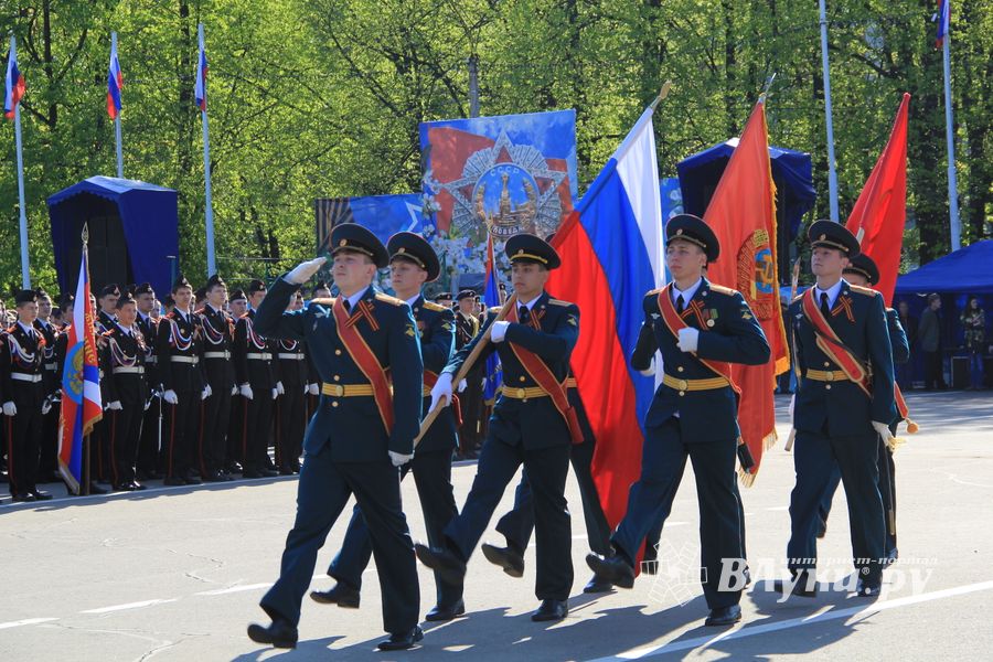 Великие Луки отмечают День Победы