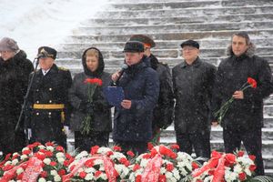 В Аллее Героев в Великих Луках прошёл Торжественный митинг  (ФОТО)