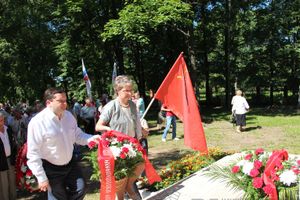 В Великих Луках прошел День памяти и скорби