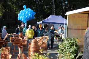 В Великих Луках прошла универсальная осенняя ярмарка (ФОТО)