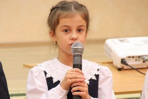 В школу №13 Великих Лук приходила осенняя сказка (ФОТО)