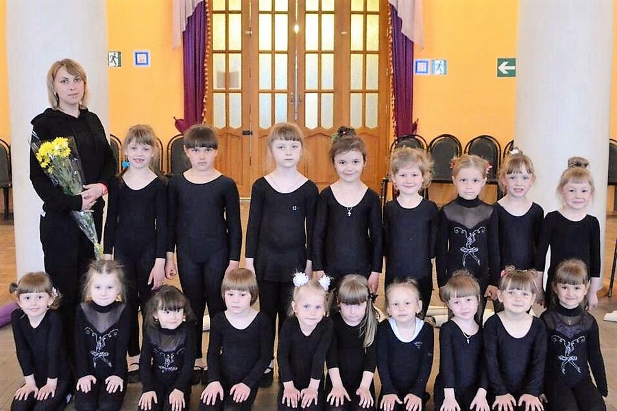 В Великих Луках состоится первый отчётный концерт самых юных коллективов ГДК им. Ленина (ФОТО)