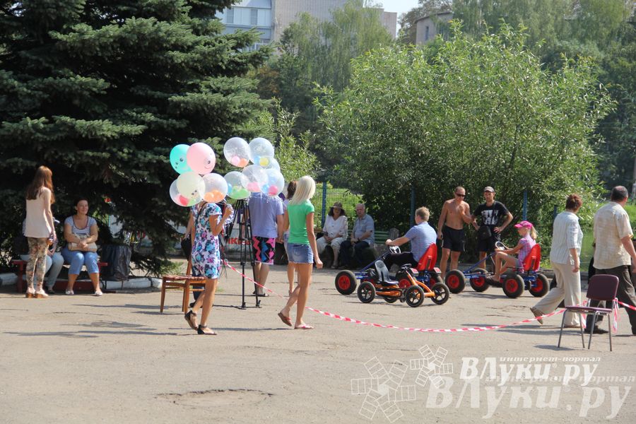 В Великих Луках отметили День физкультурника