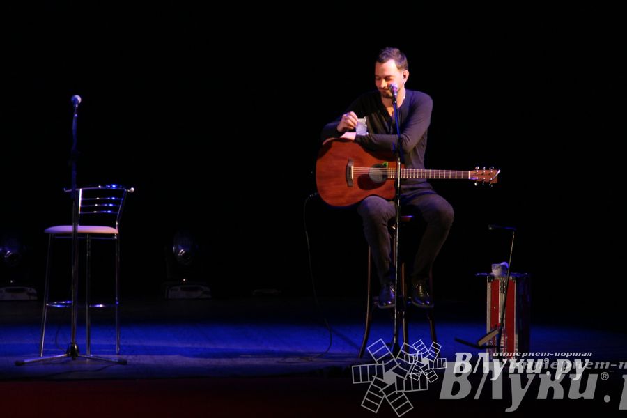 Концер Антона Беляева в Великих Луках