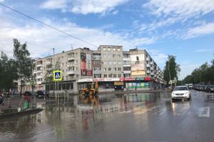 Проспект Гагарина «поплыл» (ФОТО)