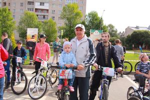В Великих Луках прошёл Велопарад (ФОТО)