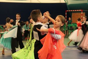 В Великих Луках прошел турнир по спортивным бальным танцам (ФОТО)
