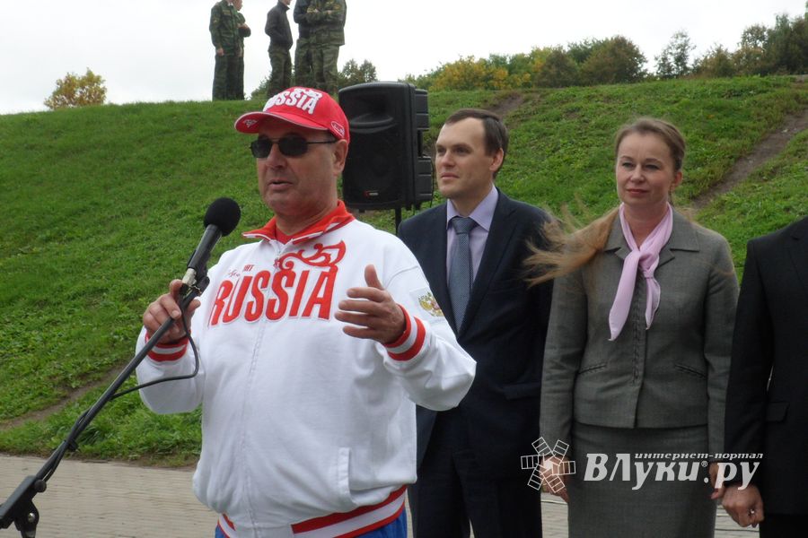Великие Луки встретили олимпийских чемпионов (ФОТО)