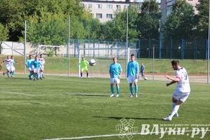В Великих Луках состоялся матч «Луки-Энергия» — «Звезда» (Санкт-Петербург)
