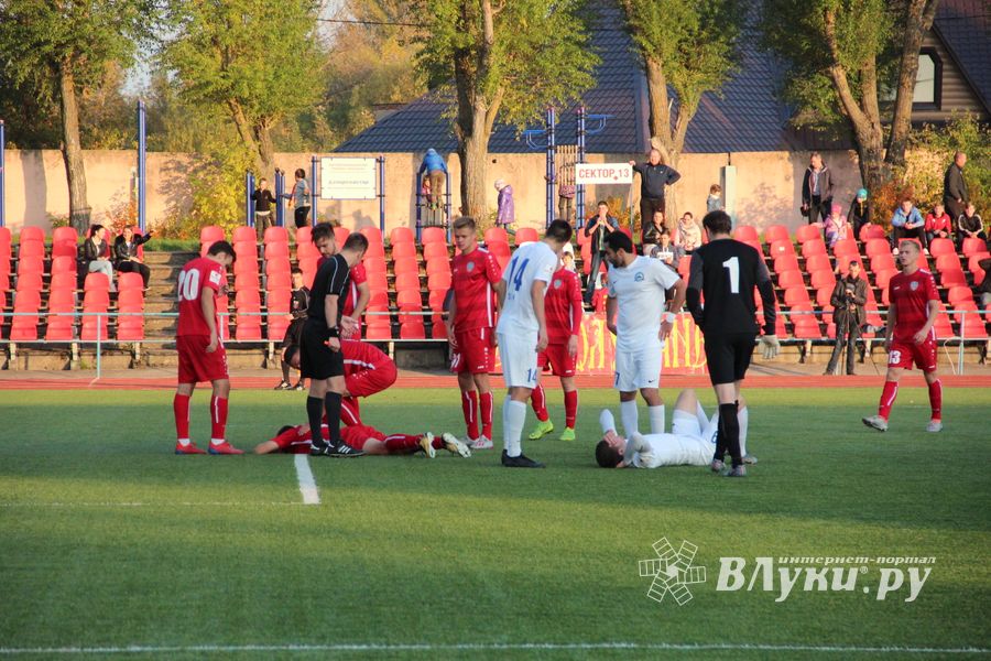 Обидный гол в воротах «Луки-Энергии» (ФОТО)